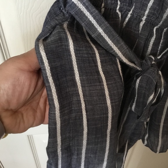 Kori Gray & White Striped Romper - M - Picture 3 of 6